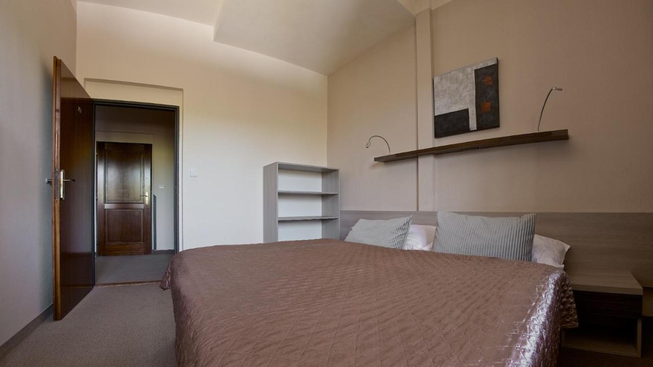 Sporthotel Kacov Bagian luar foto