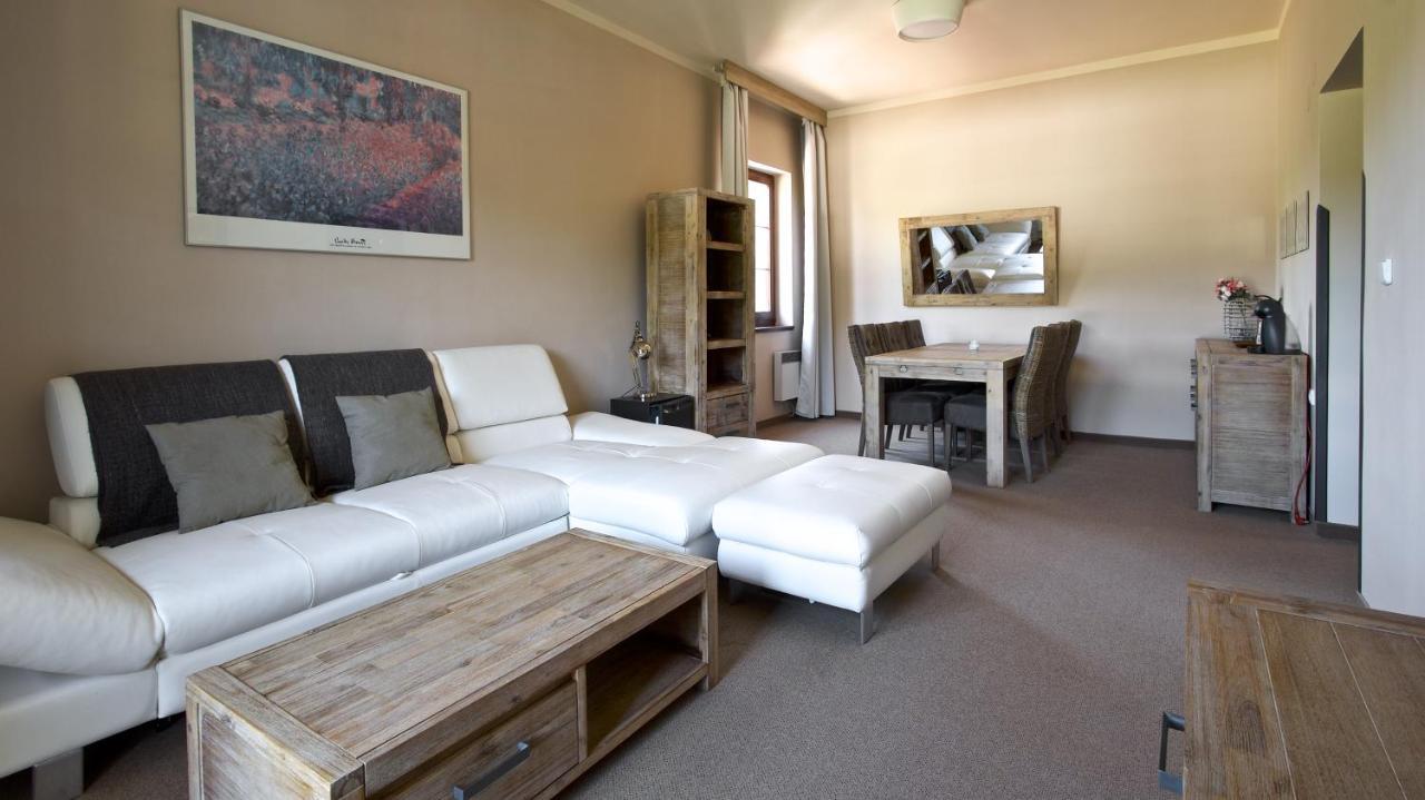 Sporthotel Kacov Bagian luar foto