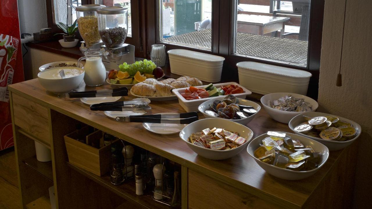 Sporthotel Kacov Bagian luar foto