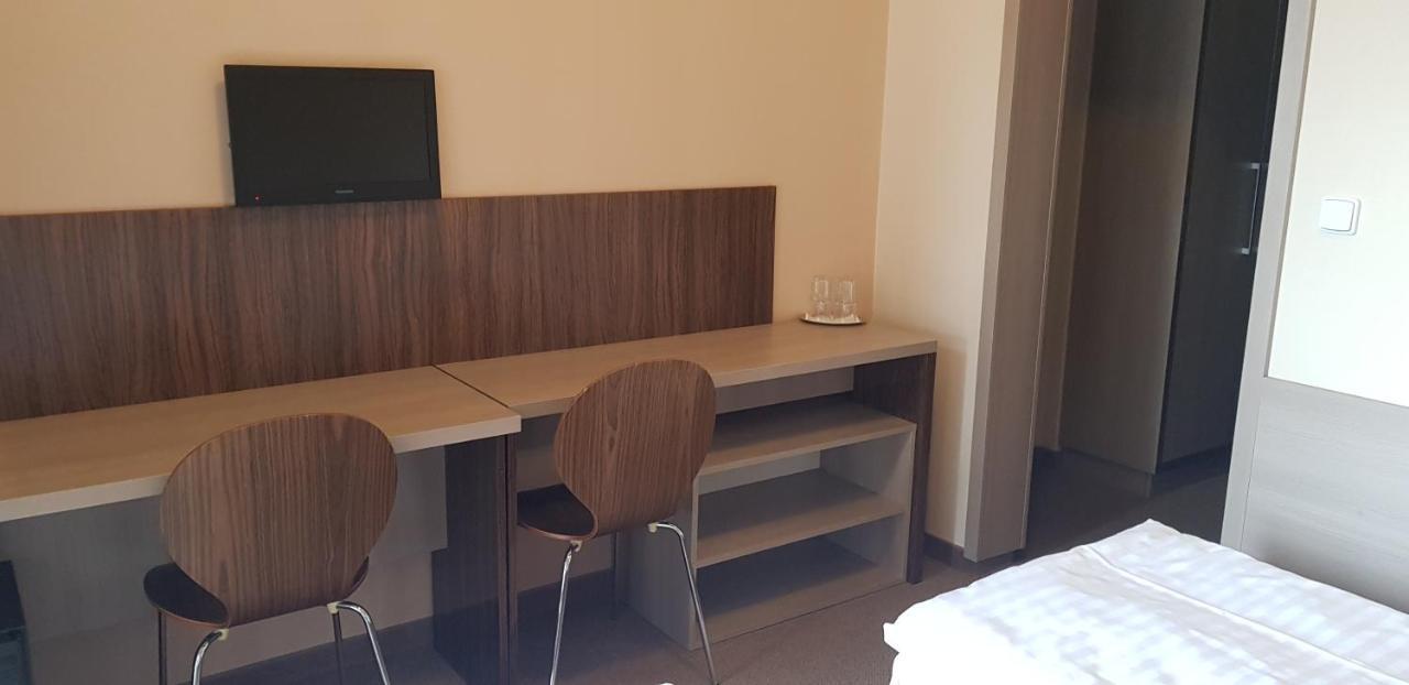 Sporthotel Kacov Bagian luar foto